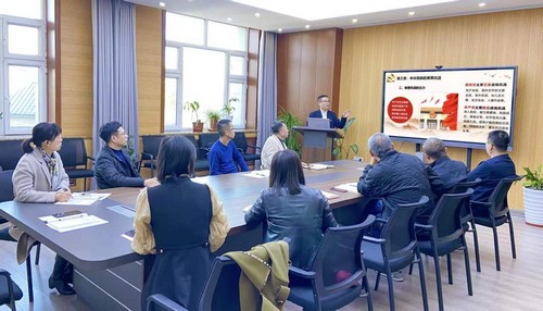 诸侯快讯ok1122直属党支部书记讲党课